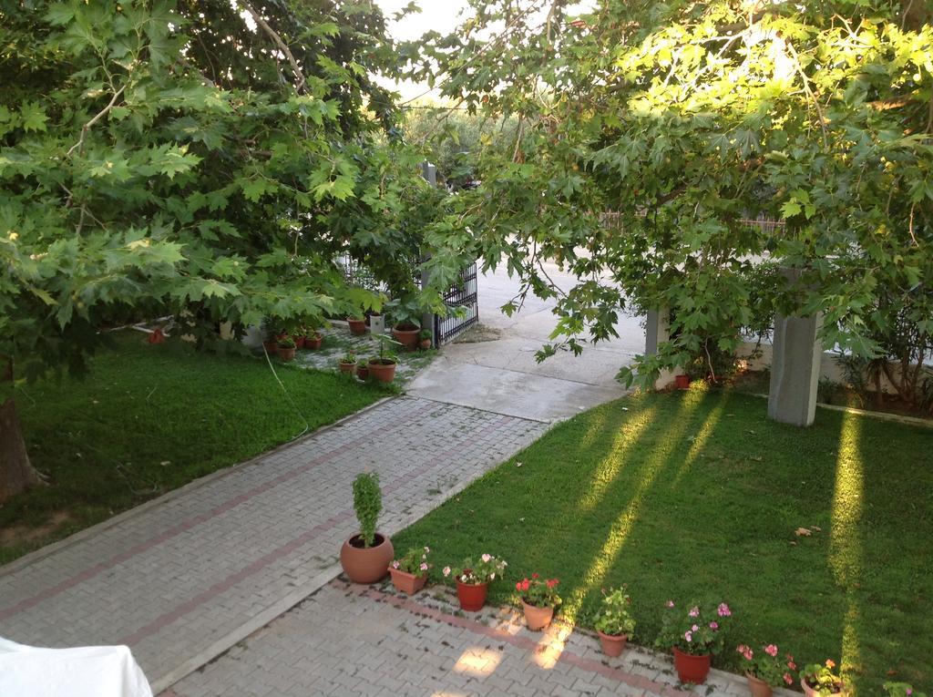 Villa Maria Ofrínion Buitenkant foto