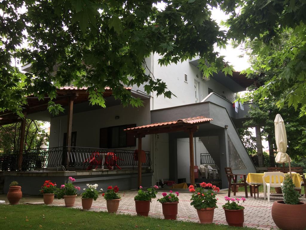 Villa Maria Ofrínion Buitenkant foto